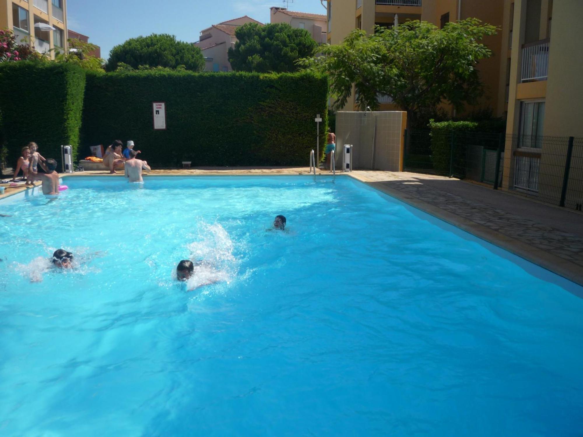 T2/T3 A Sanary Sur Mer Avec Piscine Apartment Exterior photo